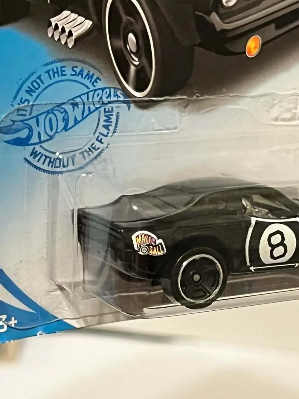 Hot Wheels Mattel Games Series Rodger Dodger Magic 8 Ball 73/250
